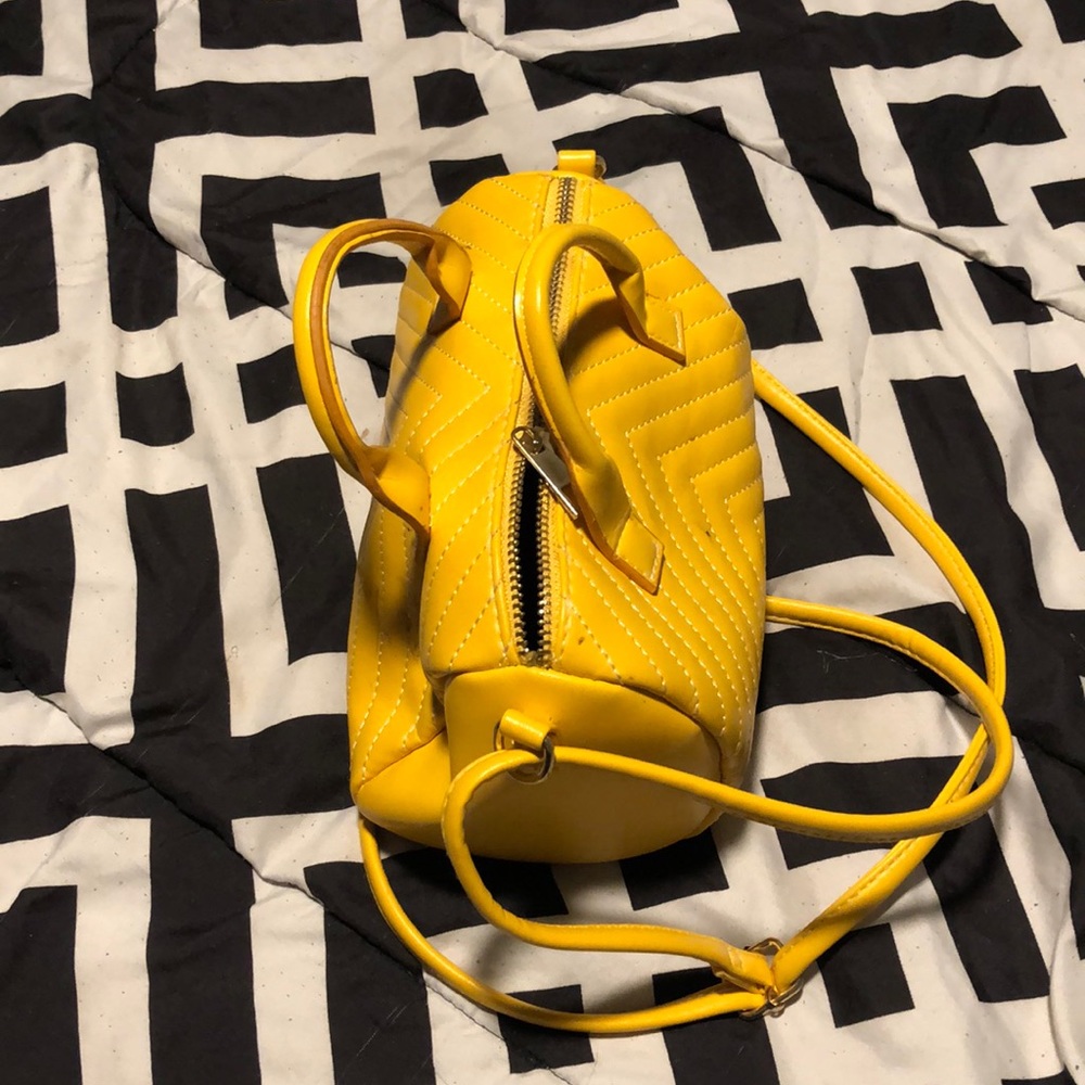 Purse - Picture 2 of 2